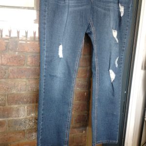 Geskeerde Jean - Grootte 38